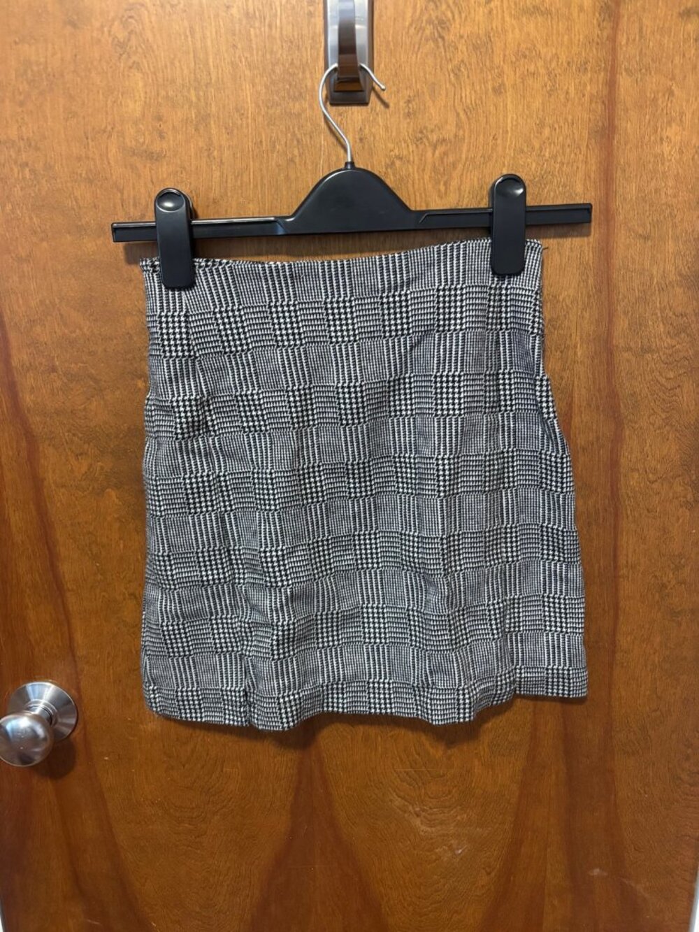 Brandy Melville Plaid Mini Skirt Black White Glen Check One Size